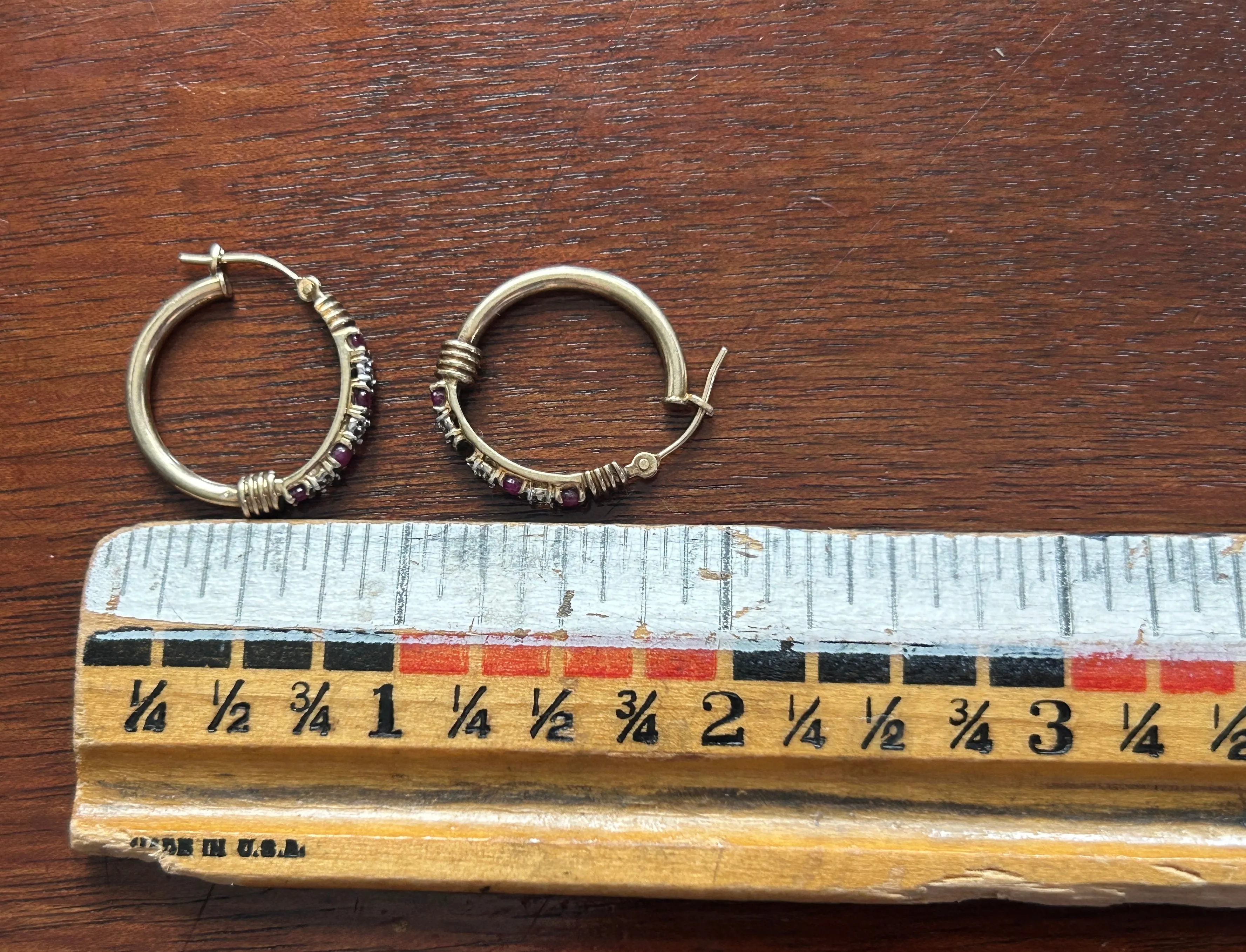 10k Yellow Gold Diamond Ruby Hoop Earrings MISSING STONE