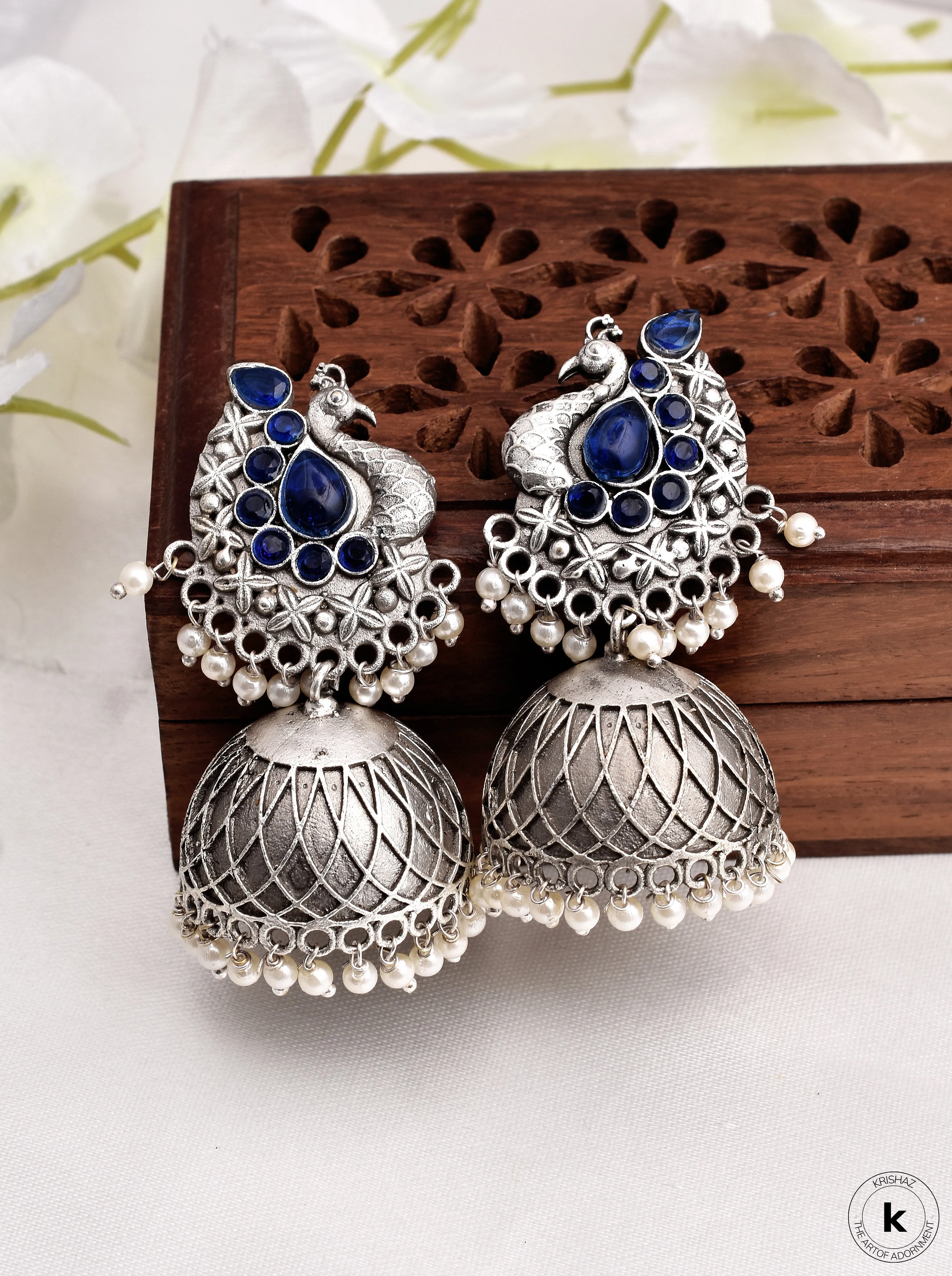 Aarohi Jhumki Earrings - wxo