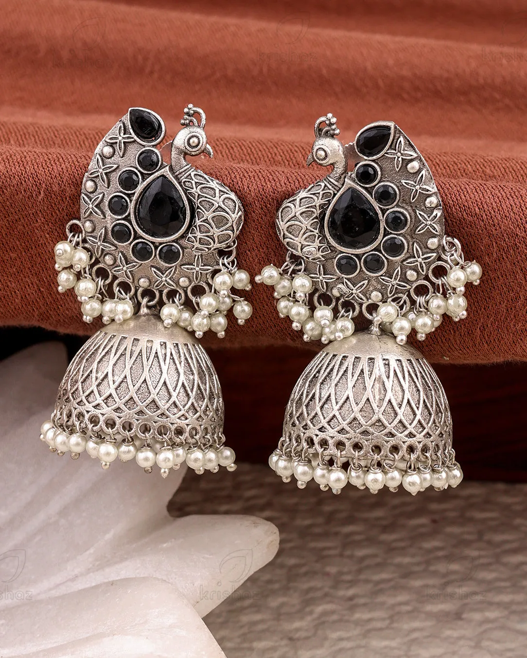 Aarohi Jhumki Earrings - wxo