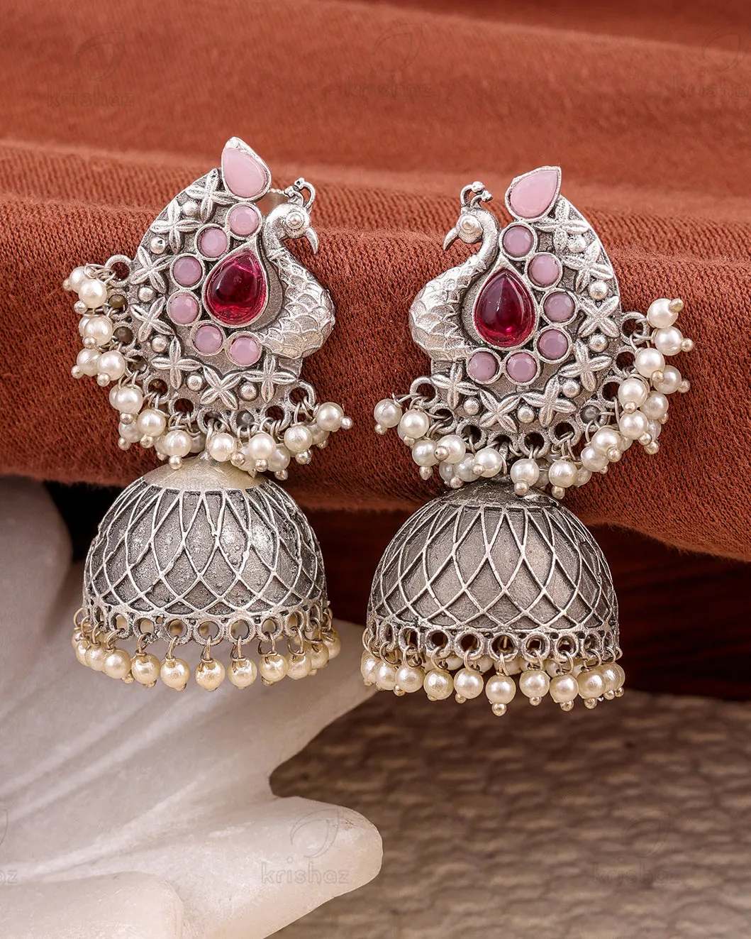 Aarohi Jhumki Earrings - wxo