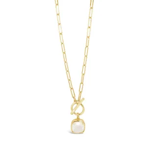 Absolute Jewellery White Opal Paperclip Chain T-Bar Gold Pendant