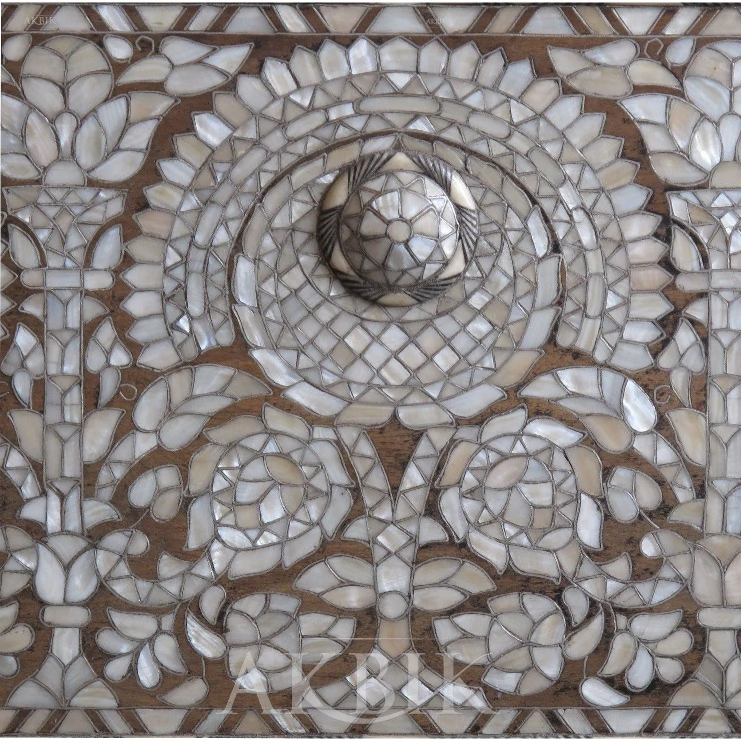 Antique Levantine Bridal Syrian Chest: Grandeur and Elegance