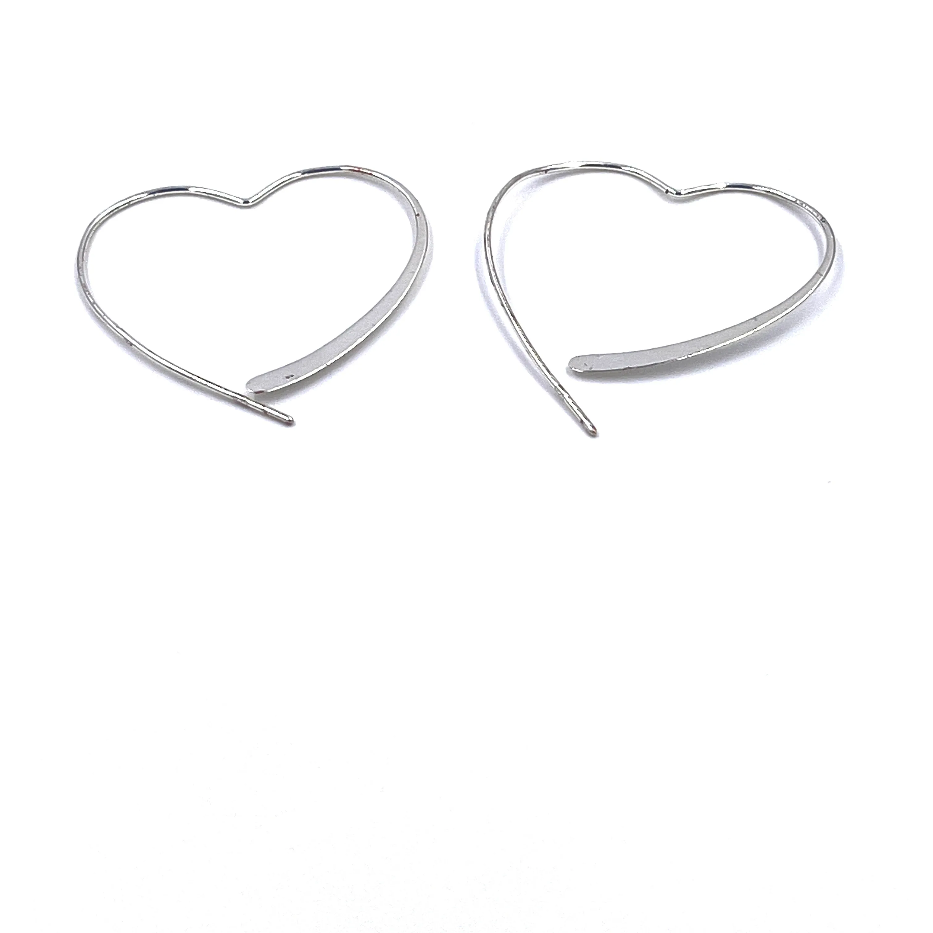 Ashley Gold Sterling Silver Lightweight Heart Hoop Earrings