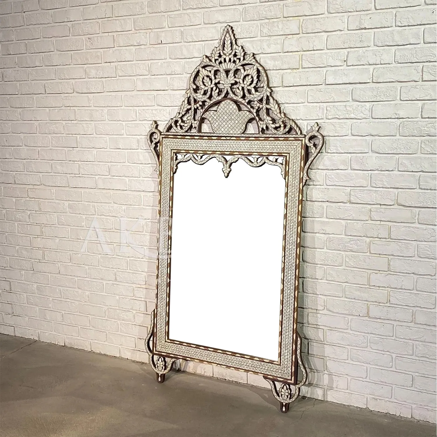 Awakening Design: Levantine Mother of Pearl Mirror