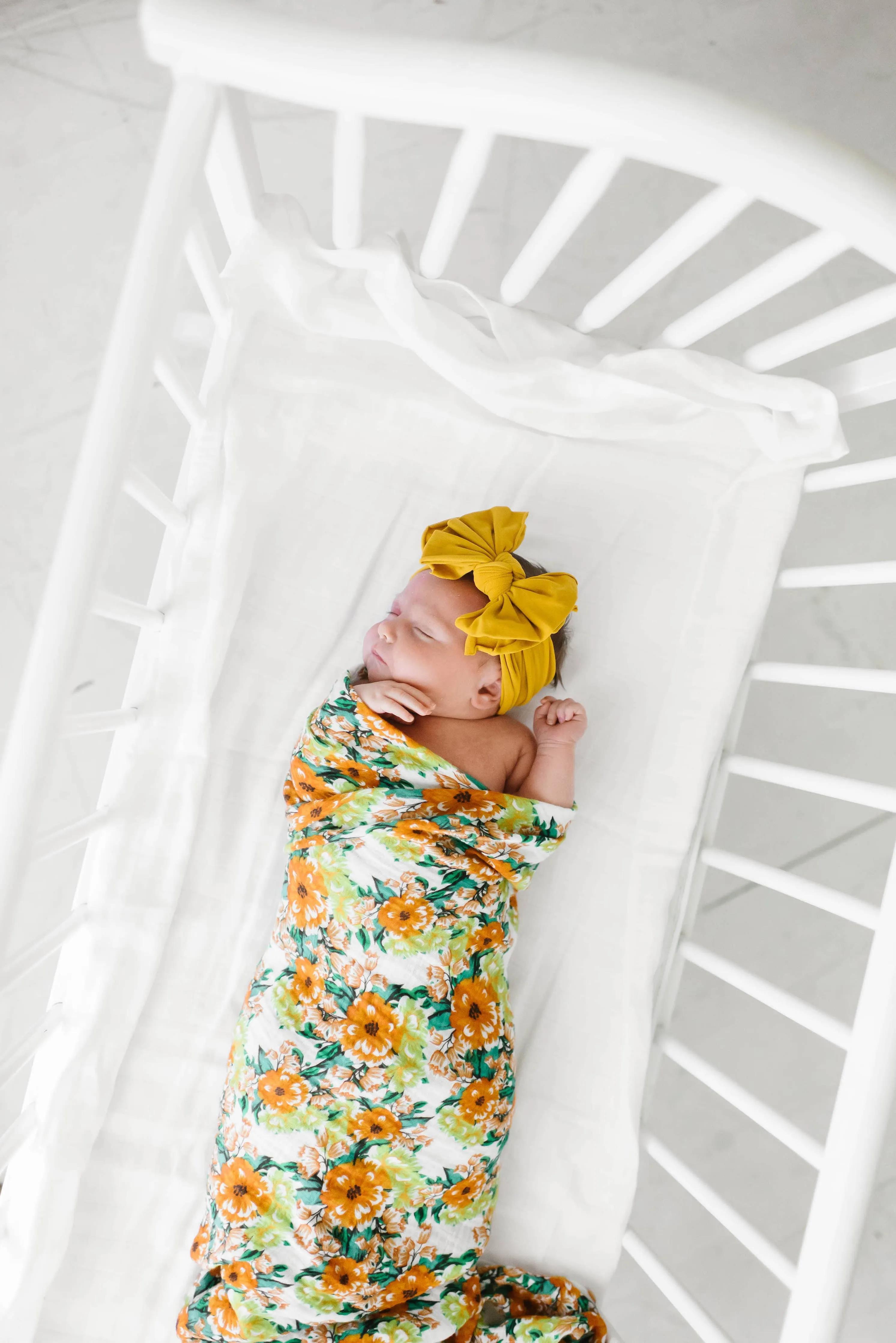 BBB FAB-BOW-LOUS® Knot Headband in Medallion