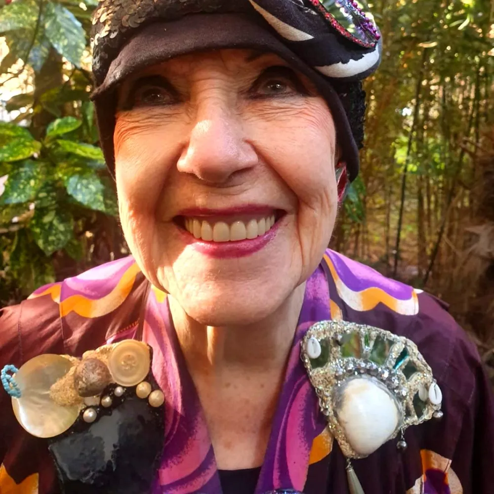BLACK, PEARL AND SHELL HEART BROOCH - PURI POWER STONE, 2009