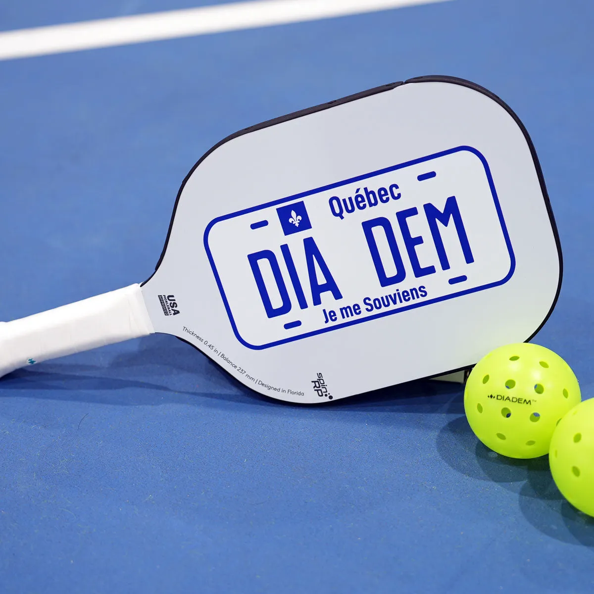 Diadem Icon V1 Quebec Flag Pickleball Paddle