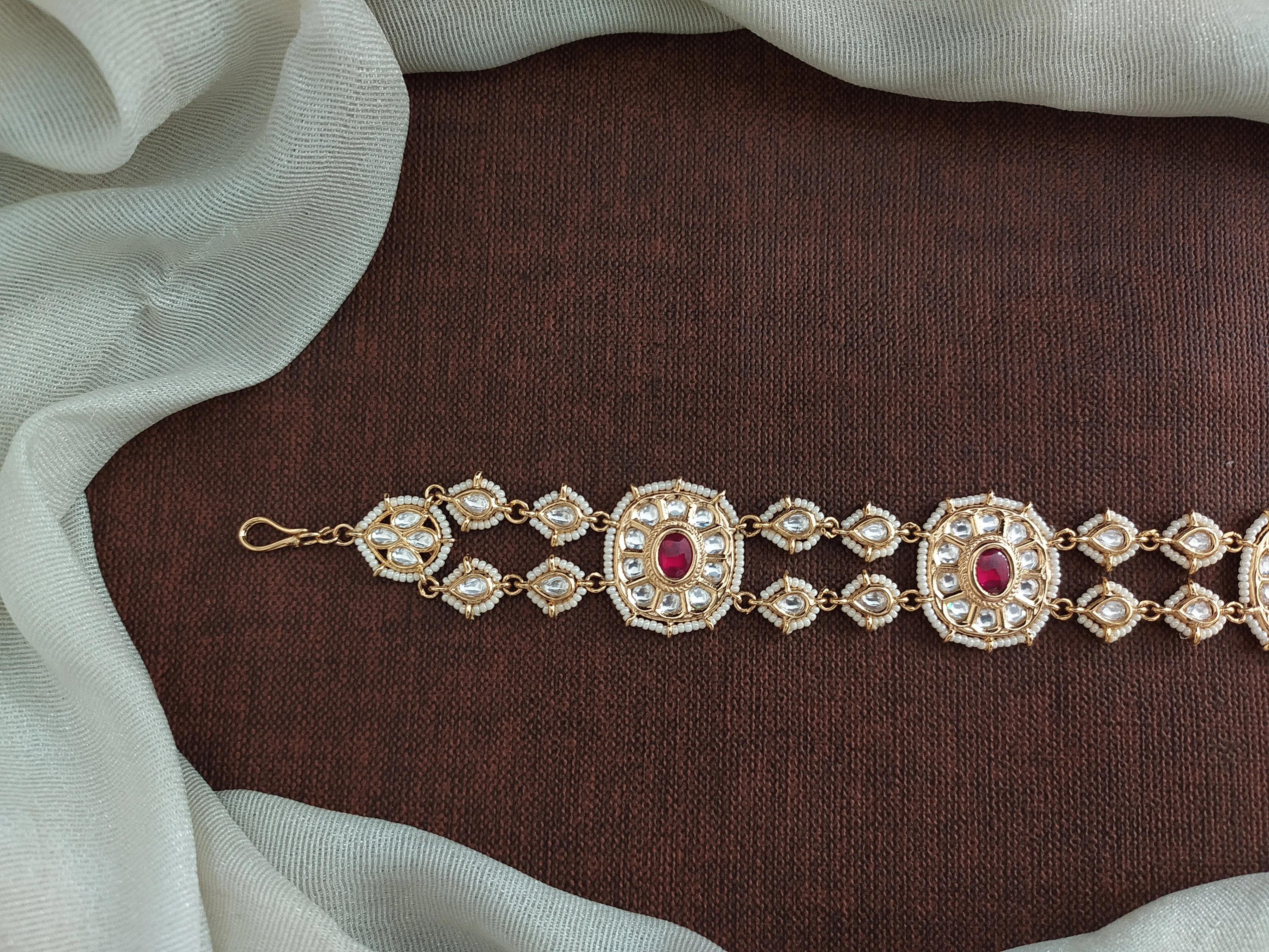 Elegant Kundan Hair Ornament – Perfect for Bridal and Festive Occasions