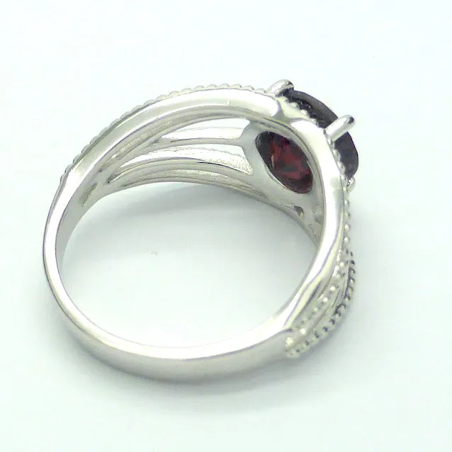 Garnet Ring, Faceted Round, 925 Silver