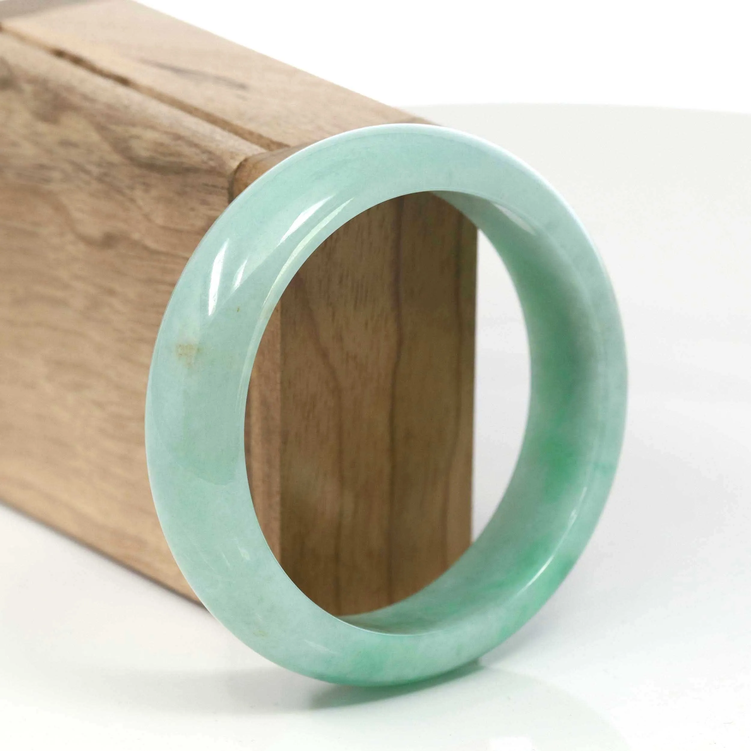 High-quality Apple Green Natural Burmese Jadeite Jade Bangle (58.41 mm ) #415
