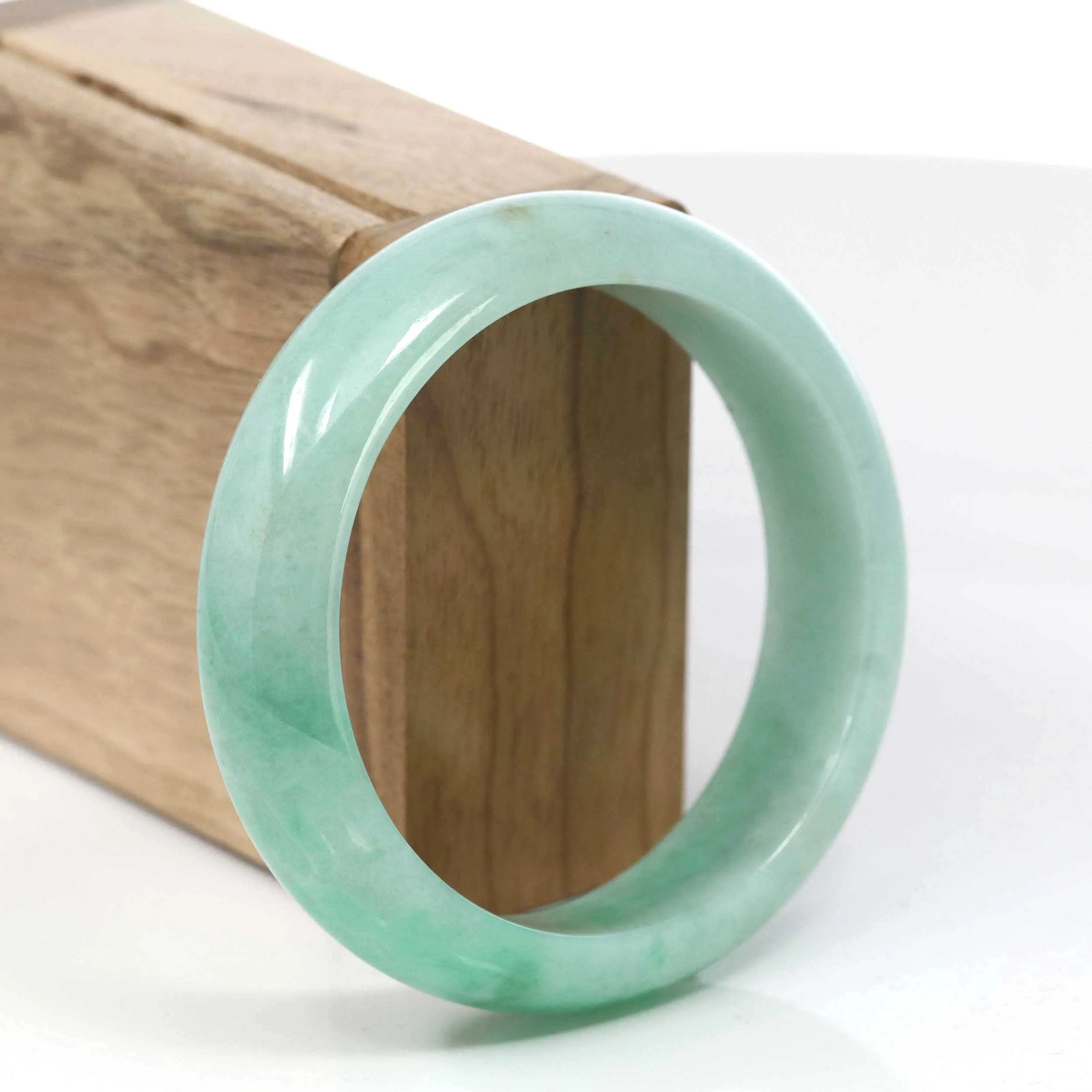 High-quality Apple Green Natural Burmese Jadeite Jade Bangle (58.41 mm ) #415