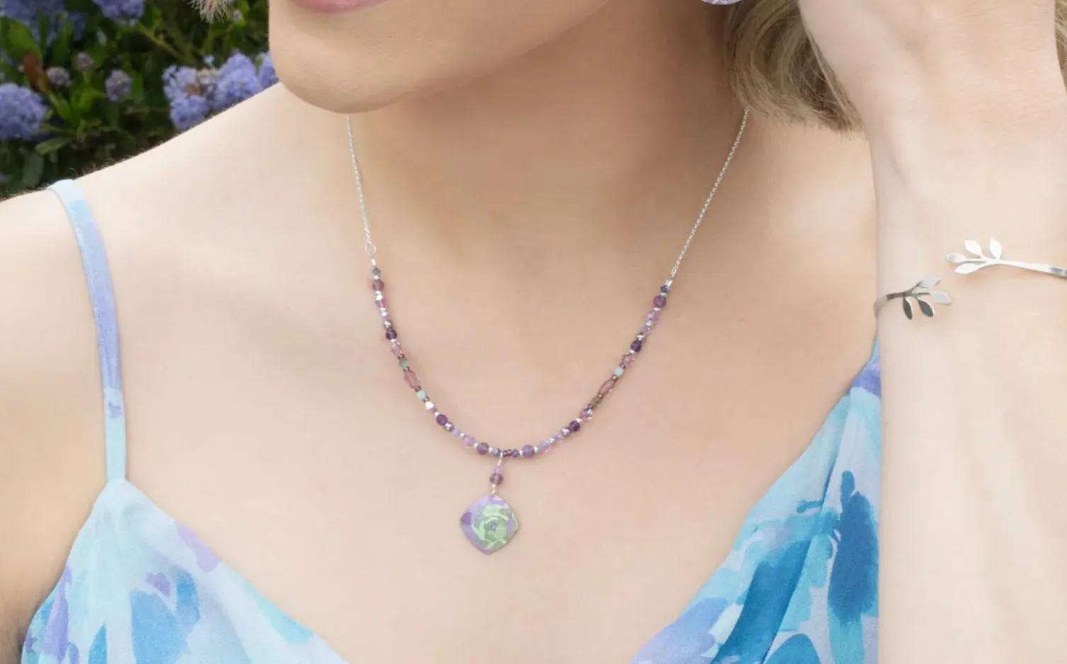 Holly Yashi Elena Beaded Necklace - Blooming Coral / Sage