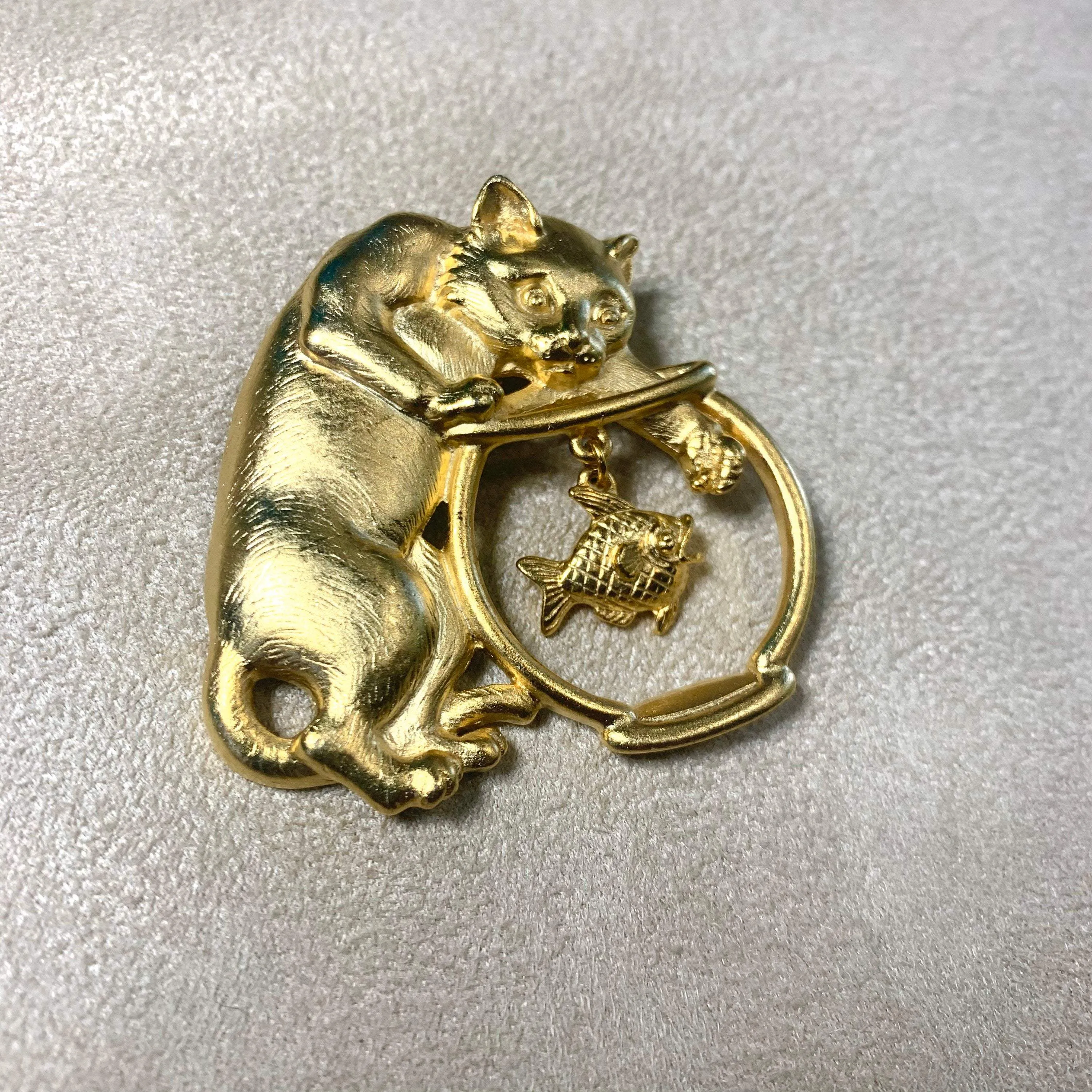JJ cat brooch gold fish bowl