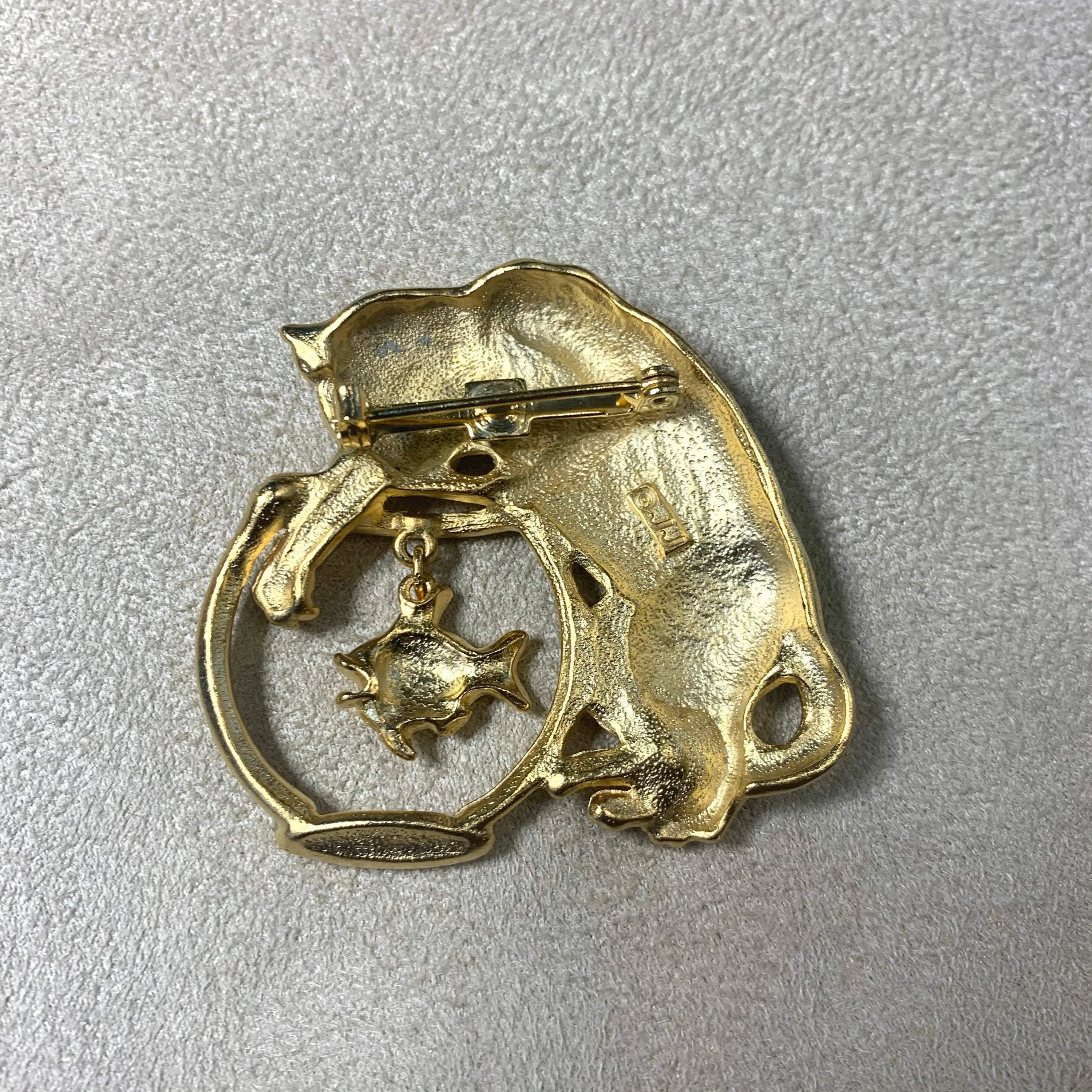 JJ cat brooch gold fish bowl