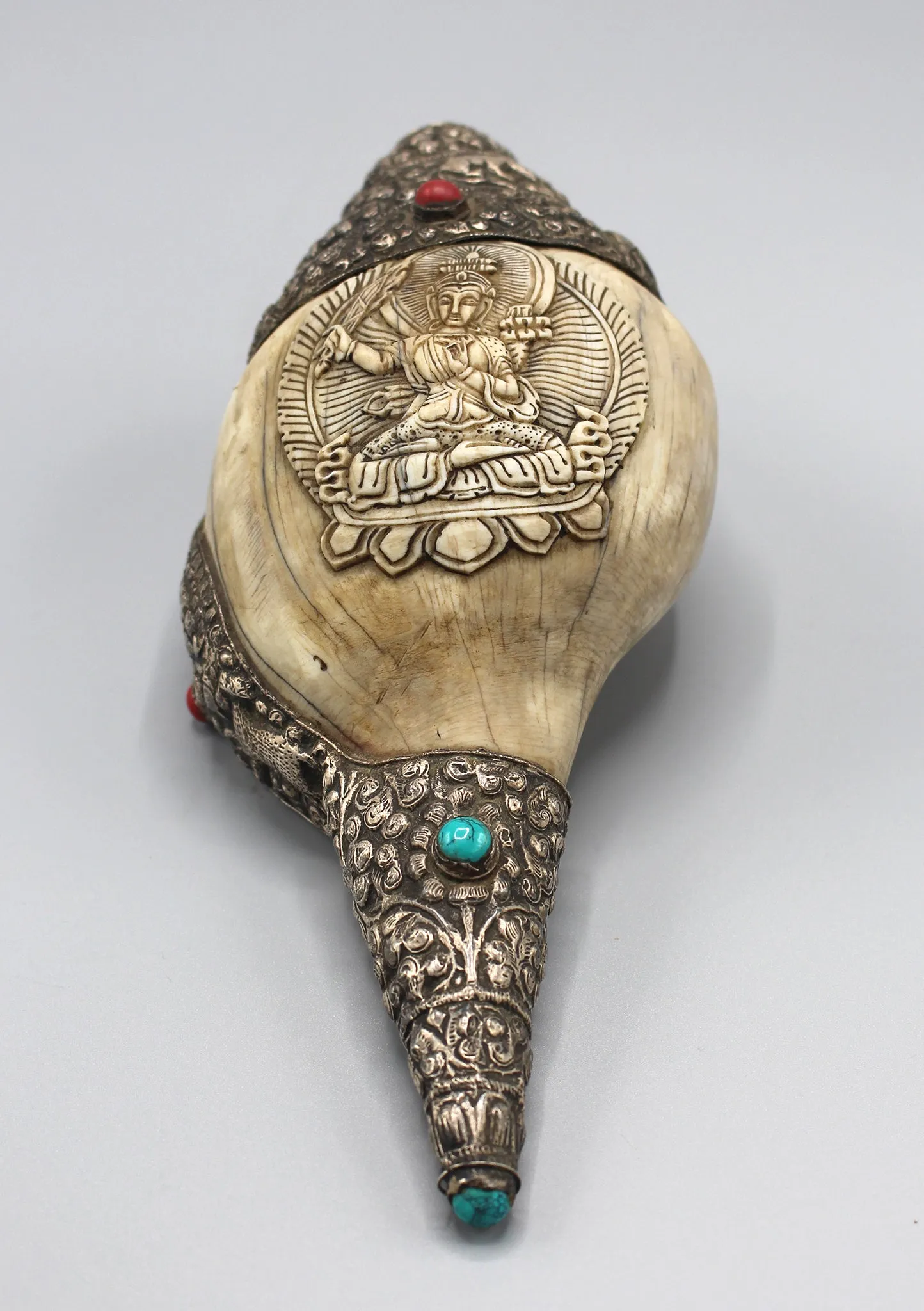Manjushree Carving Tibetan Conch Shell Turquoise and Coral Inlaid