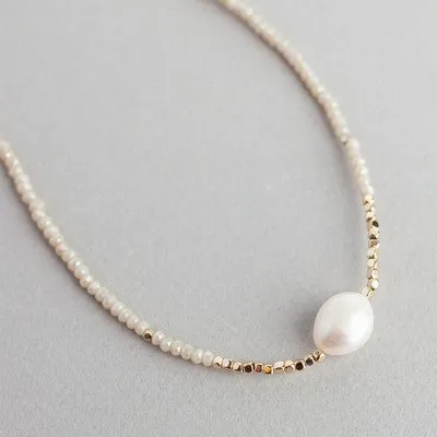 Meghan Browne Bobby Necklace - Vintage Rose