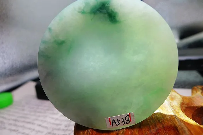 Natural Jade Rough Jadeite Raw (115g,5.25X1.5cm)