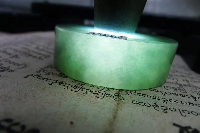 Natural Jade Rough Jadeite Raw (115g,5.25X1.5cm)