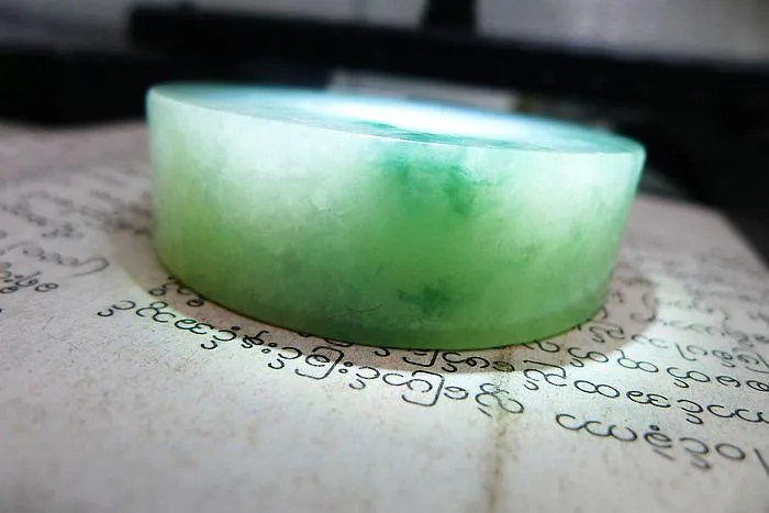Natural Jade Rough Jadeite Raw (115g,5.25X1.5cm)