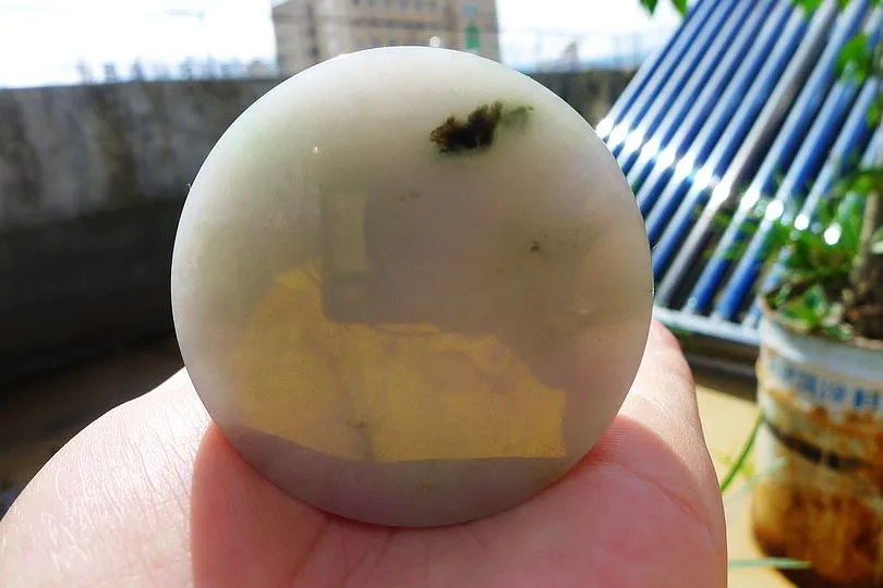 Natural Jade Rough Jadeite Raw (118g,5.4X5.4X1.55cm)