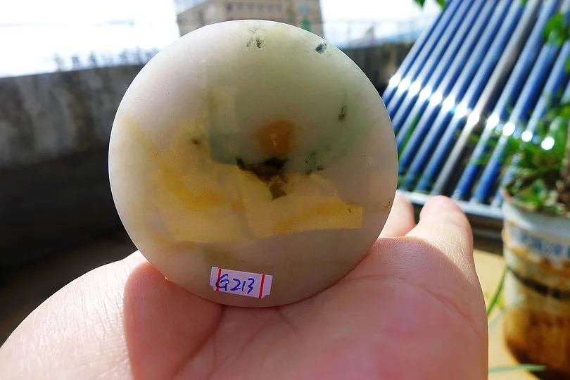Natural Jade Rough Jadeite Raw (118g,5.4X5.4X1.55cm)
