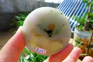 Natural Jade Rough Jadeite Raw (118g,5.4X5.4X1.55cm)