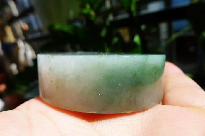 Natural Jade Rough Jadeite Raw (127g,5.3X1.8cm)