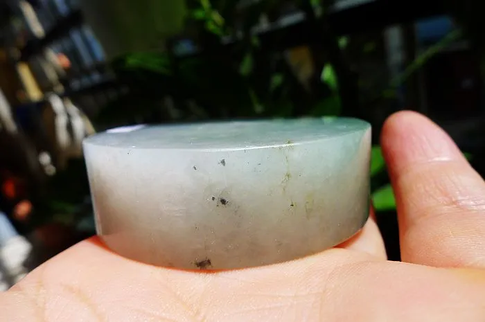 Natural Jade Rough Jadeite Raw (127g,5.3X1.8cm)