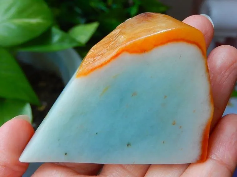 Natural Jade Rough Jadeite Raw (130g, 70X40X26mm)
