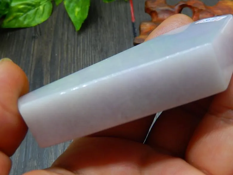 Natural Jade Rough Jadeite Raw (133g, 86X40X16.5mm)