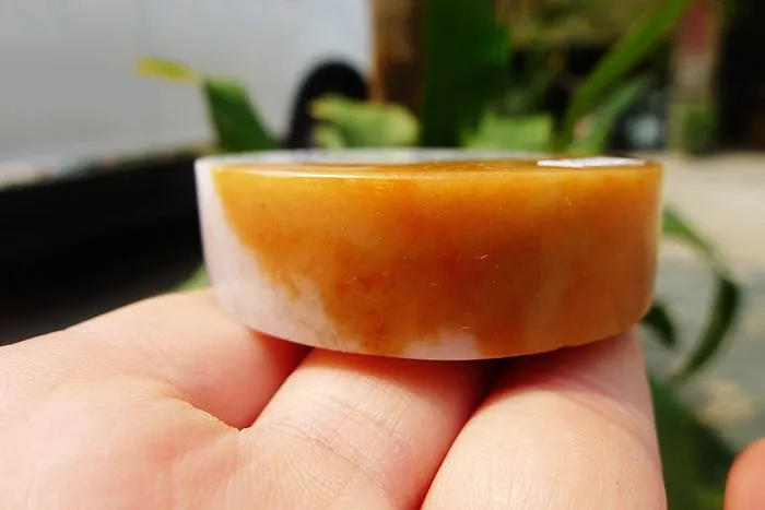 Natural Jade Rough Jadeite Raw (134g,5.65X5.65X1.6cm)