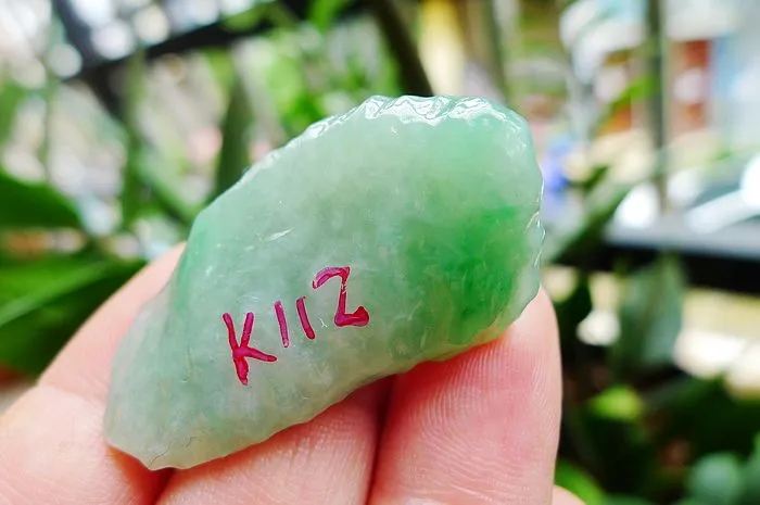 Natural Jade Rough Jadeite Raw (13g,3.8x2.3x1.05cm)