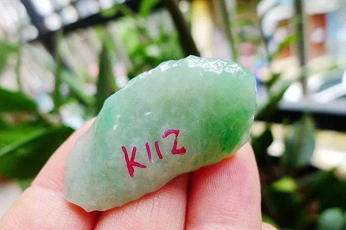 Natural Jade Rough Jadeite Raw (13g,3.8x2.3x1.05cm)