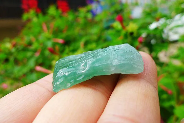 Natural Jade Rough Jadeite Raw (16g,3.9X2.8X0.75cm)