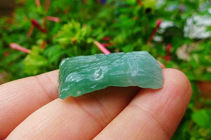 Natural Jade Rough Jadeite Raw (16g,3.9X2.8X0.75cm)