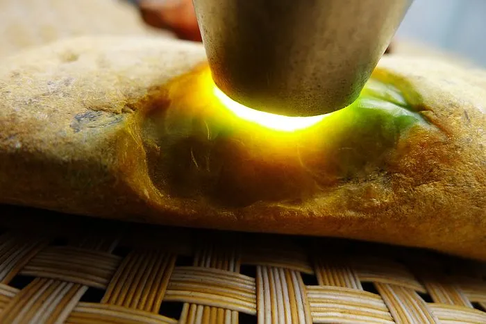 Natural Jade Rough Jadeite Raw (178g,9X4.6X2.7cm)