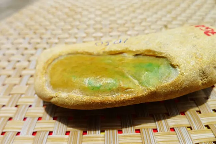 Natural Jade Rough Jadeite Raw (178g,9X4.6X2.7cm)