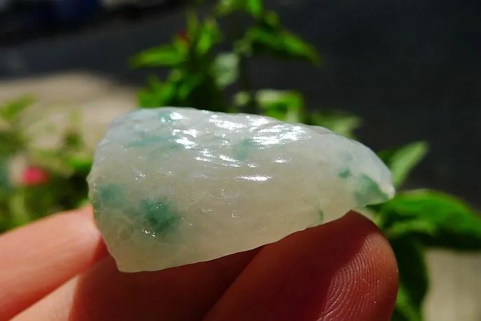 Natural Jade Rough Jadeite Raw (18g,3.4X2.5X1.3cm)