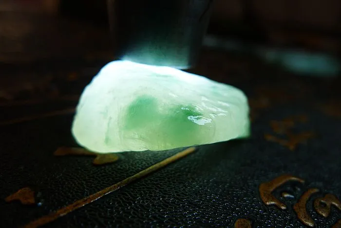 Natural Jade Rough Jadeite Raw (18g,3.4X2.5X1.3cm)