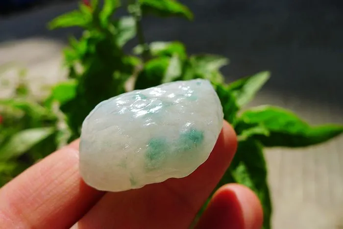 Natural Jade Rough Jadeite Raw (18g,3.4X2.5X1.3cm)