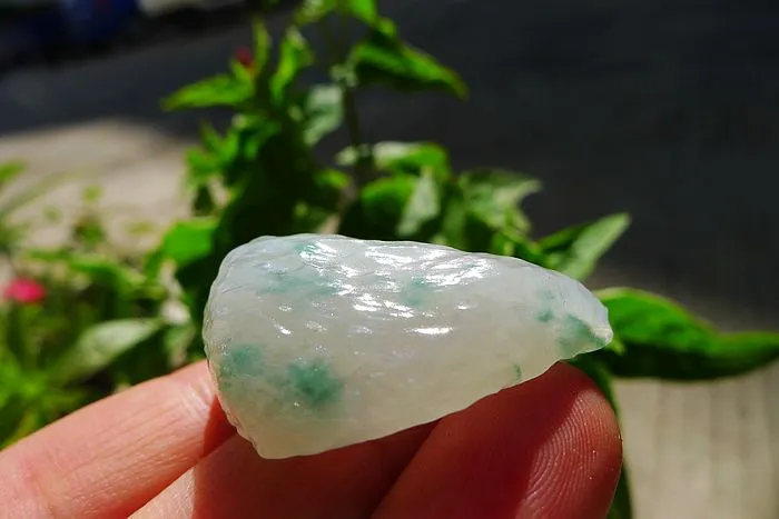 Natural Jade Rough Jadeite Raw (18g,3.4X2.5X1.3cm)