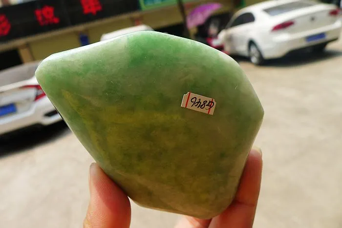 Natural Jade Rough Jadeite Raw (216g,9.1X6.8X2cm)