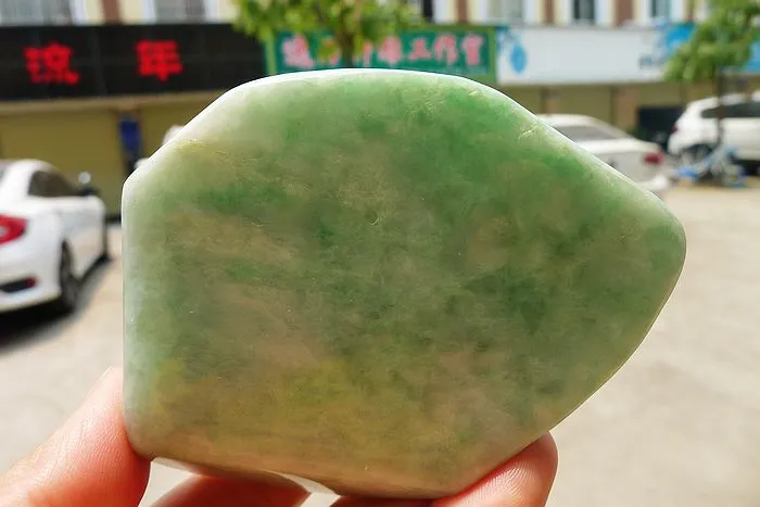 Natural Jade Rough Jadeite Raw (216g,9.1X6.8X2cm)