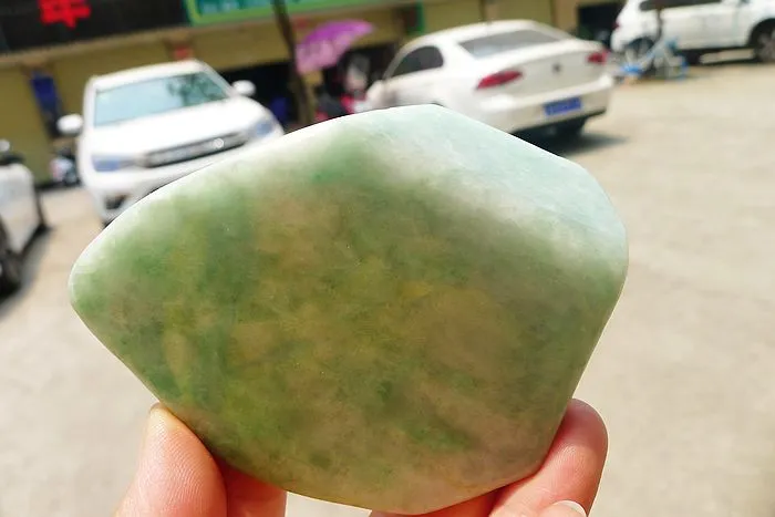 Natural Jade Rough Jadeite Raw (216g,9.1X6.8X2cm)
