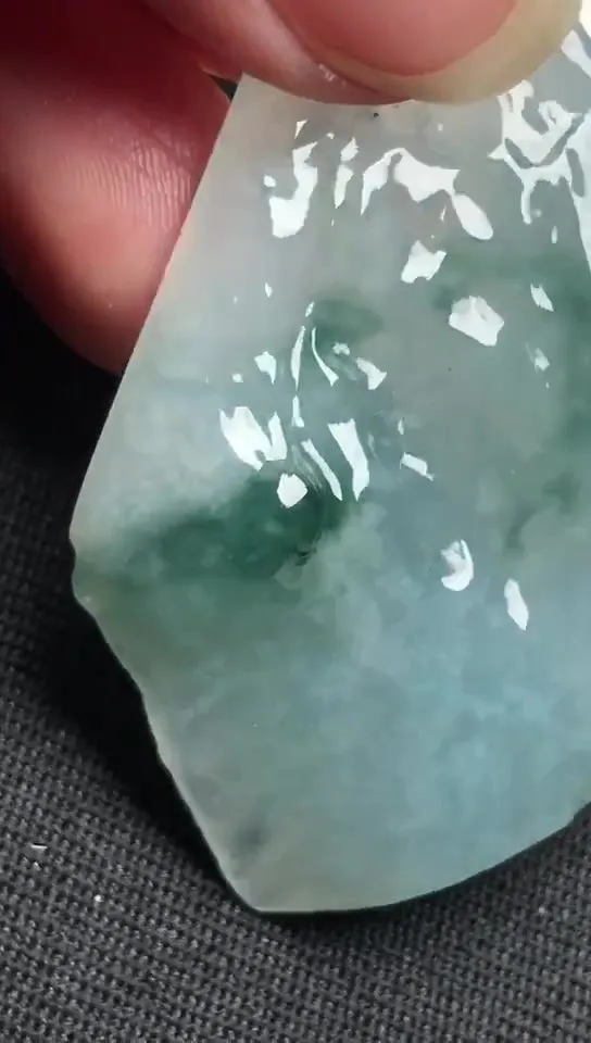 Natural Jade Rough Jadeite Raw (21g,45X35X8mm)-A6189