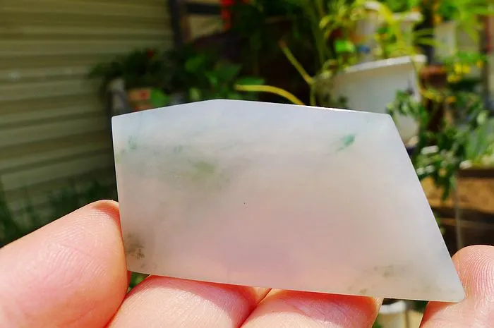 Natural Jade Rough Jadeite Raw (21g,5.7X3X0.45cm)