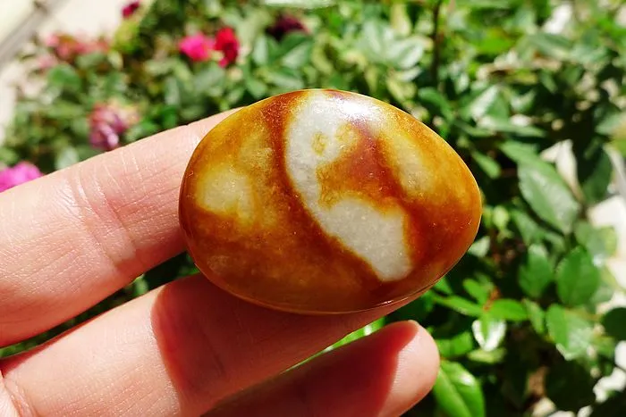 Natural Jade Rough Jadeite Raw (29g,3.7X2.8X1.2cm)