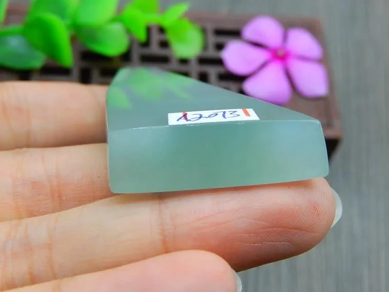 Natural Jade Rough Jadeite Raw (31g, 64X28X8.5mm)