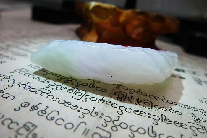 Natural Jade Rough Jadeite Raw (31g,5.5X3.3X1.1cm)