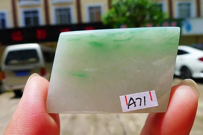 Natural Jade Rough Jadeite Raw (34g,4.8X3.2X0.7cm)
